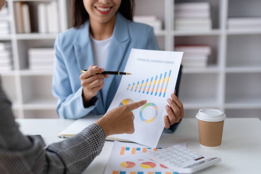 Ακύρωση διαταγής πληρωμής λόγω αοριστίας οφειλής και λόγω μη προσδιορισμού του εφαρμοζόμενου επιτοκίου